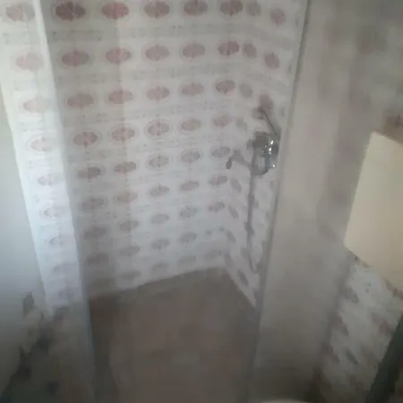 Vikendica Vikendica Piramida Mjeseca *